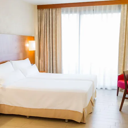 Ar Diamante & 4 Sup 4*