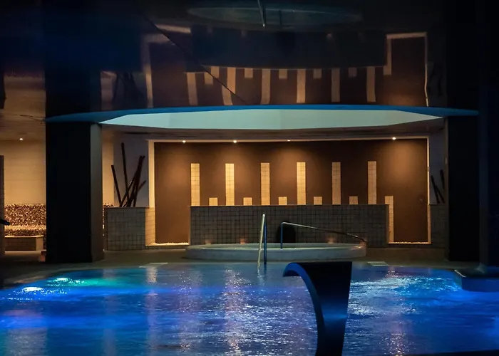 Ar Diamante & 4 Sup 4*