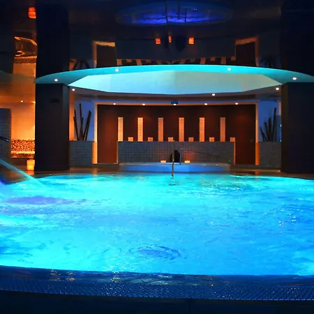 Hotel Ar Diamante & 4 Sup