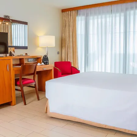 Ar Diamante & 4 Sup 4* 칼페