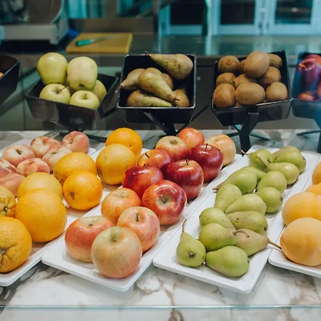 Ar Diamante & 4 Sup 4*